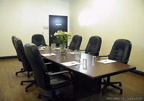 Comfort Hotel Airport North Toronto