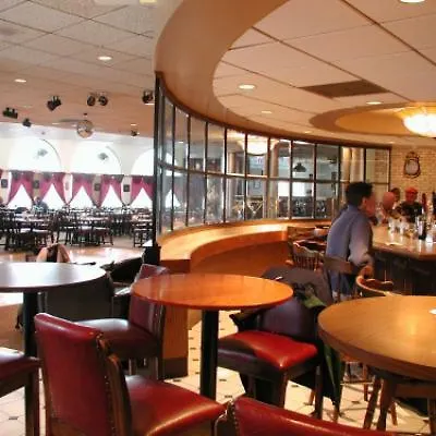 Comfort Hotel Airport North Toronto