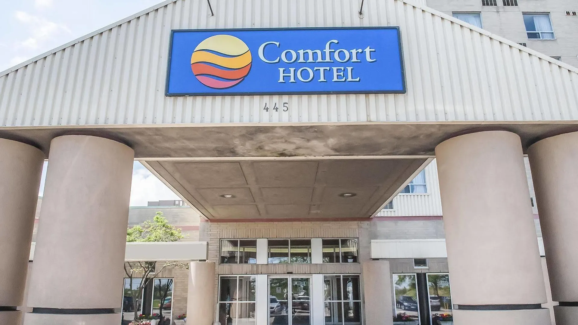 Comfort Hotel Airport North Toronto