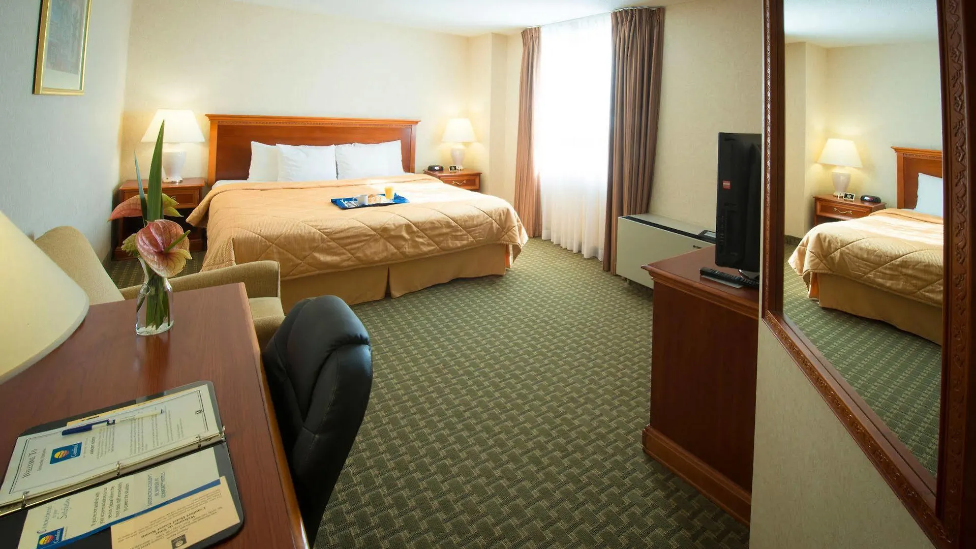 Comfort Hotel Airport North Toronto 3*,  Canada