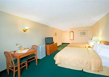 Comfort Hotel Airport North Toronto
